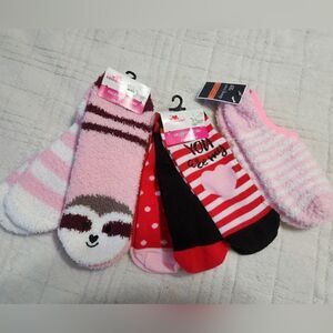Nwt Valentine's Day Socks Bundle